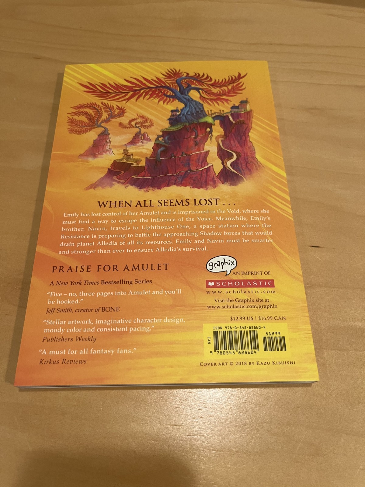Amulet Books 1-8 Box Set Kazu Kibuishi Scholastic 2018 Graphic Novel Paperback