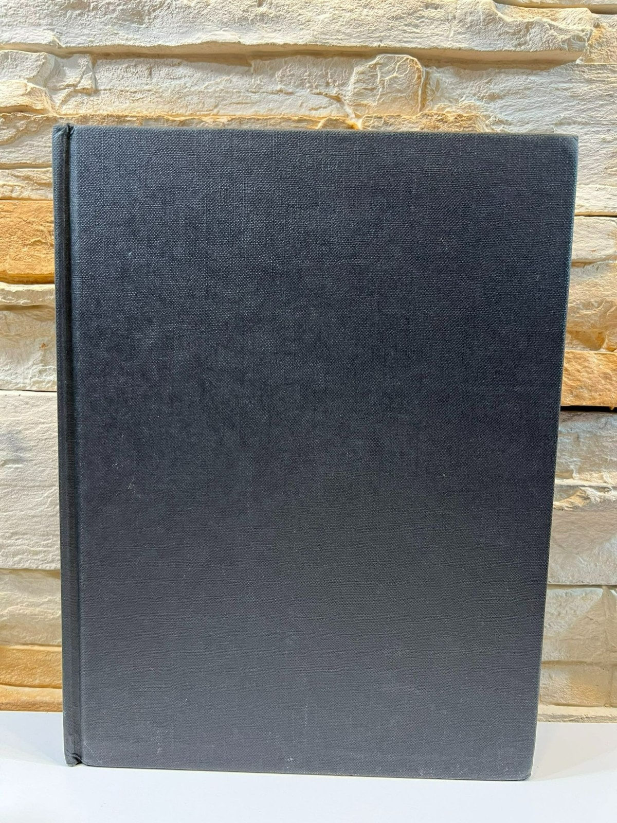 The Mystery of the Pyramids by Humphrey Evans 1979 First U.S. Edition HCDJ