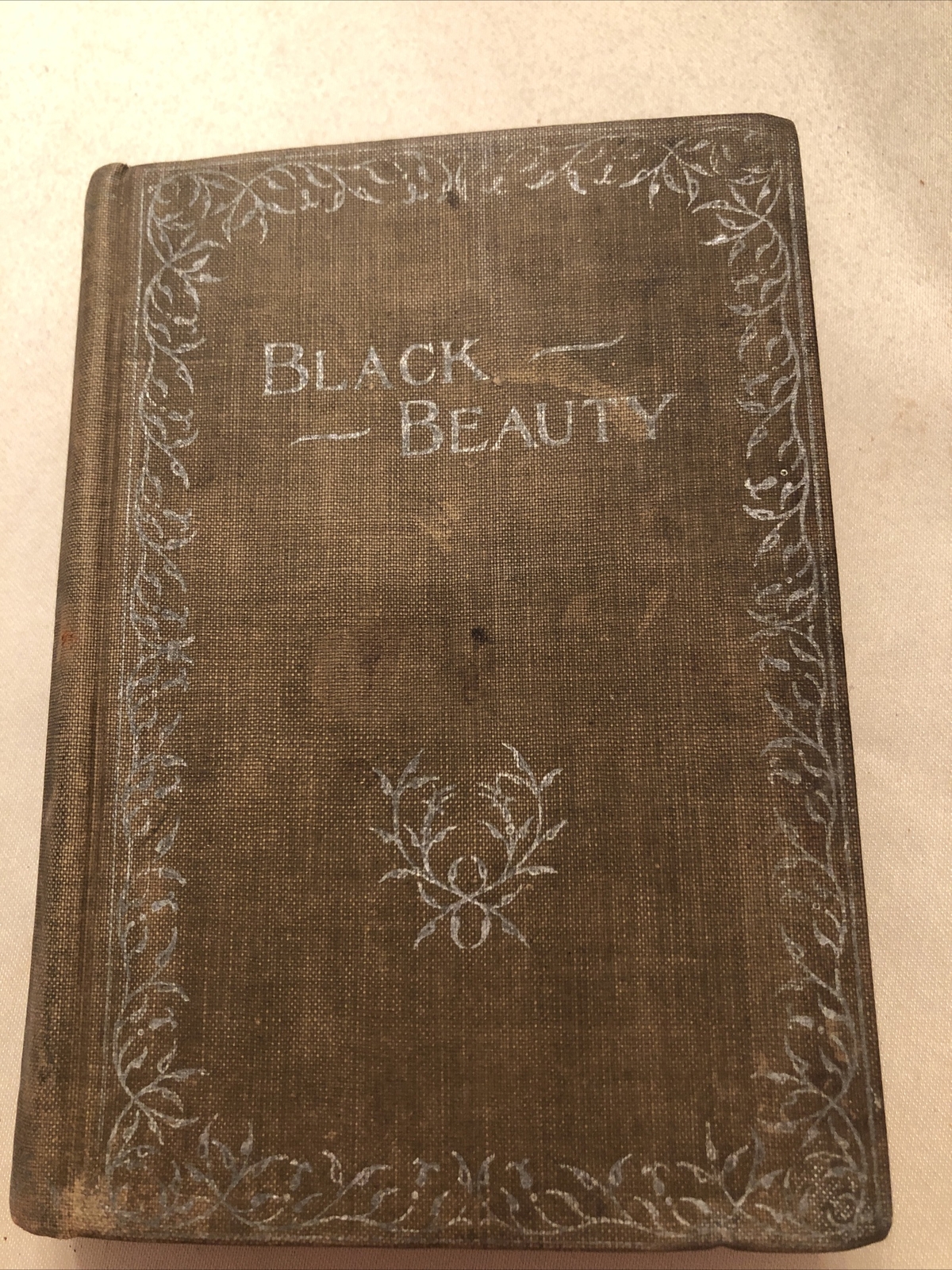 Black Beauty 254 pages 6″ x 4 1/4″ Book Sewell