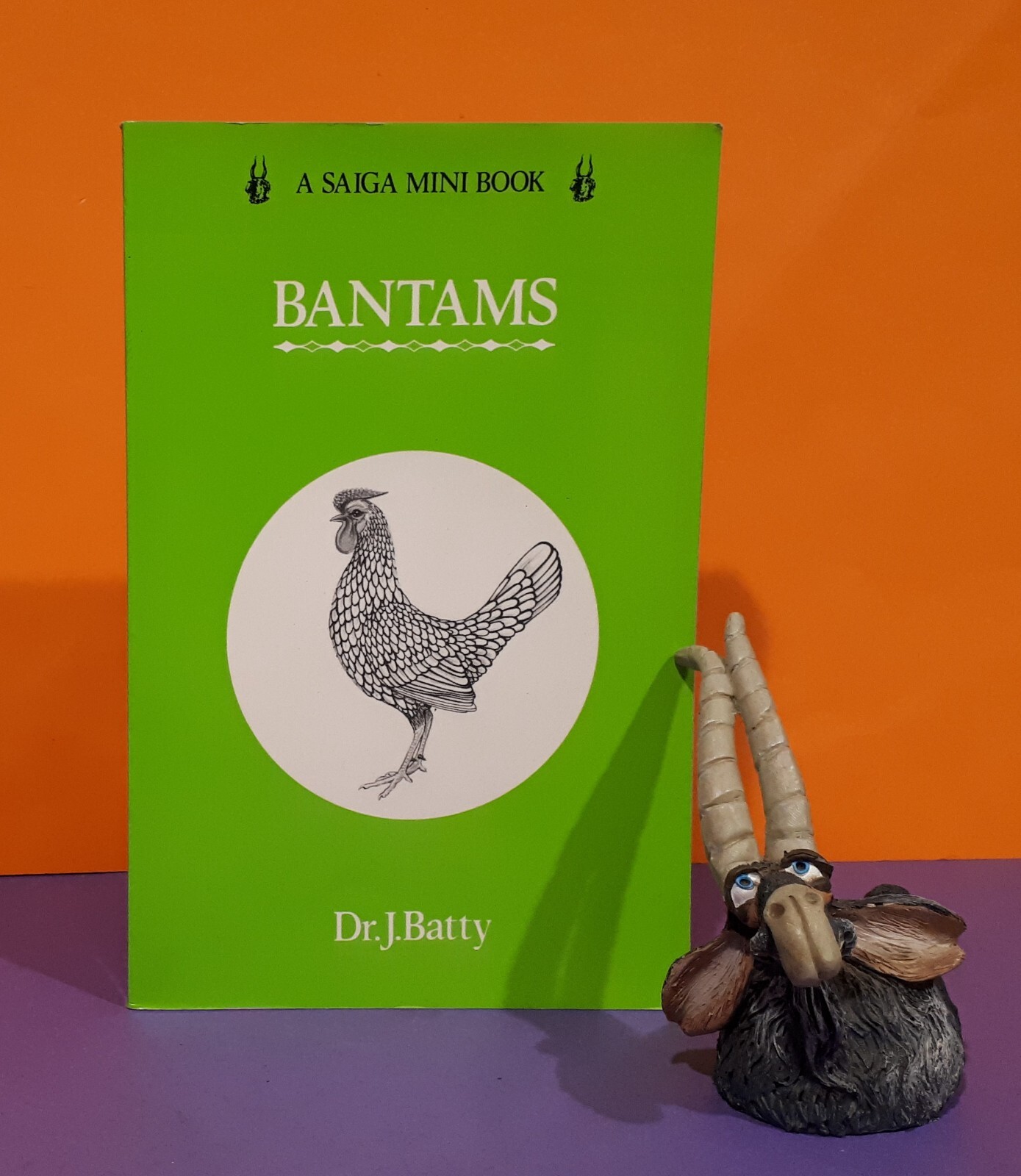 J Batty: Bantams (Saiga Mini Book series) bantams/poultry/animal care