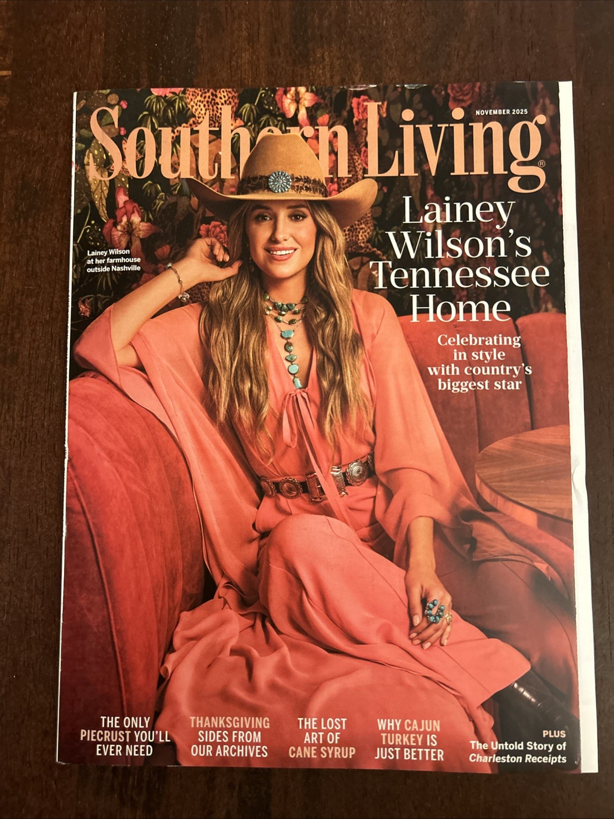 Southern Living November 2025 Magazine Lainey Wilson Tennessee Home No Label!
