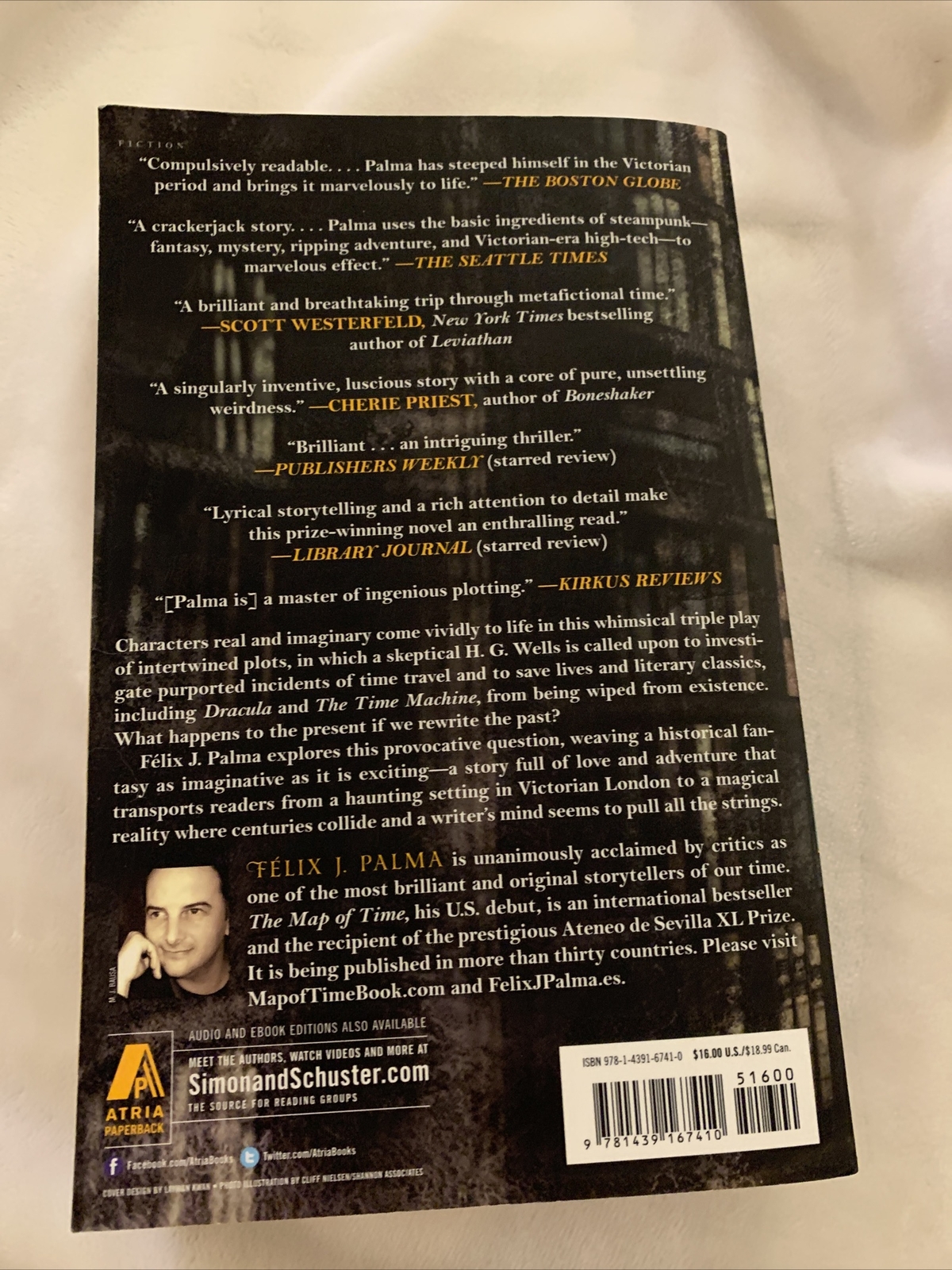 The Map of Time: A Novel (The Map of Time Trilogy) – First Atria Edition