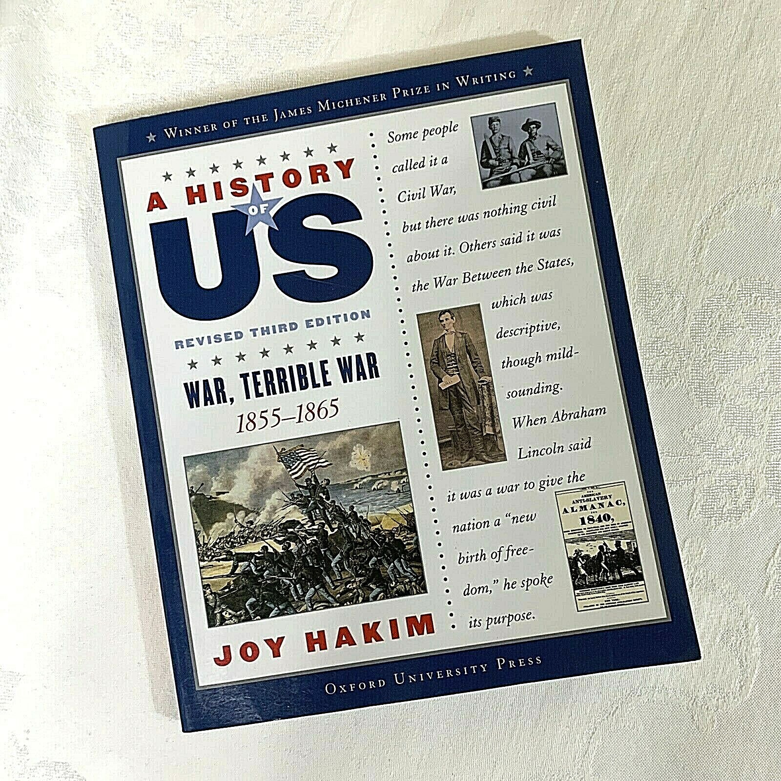 A HISTORY OF US~Lot of 2 Paper back books Joy Hakim 1918-1945/ 1855-1865 Wars