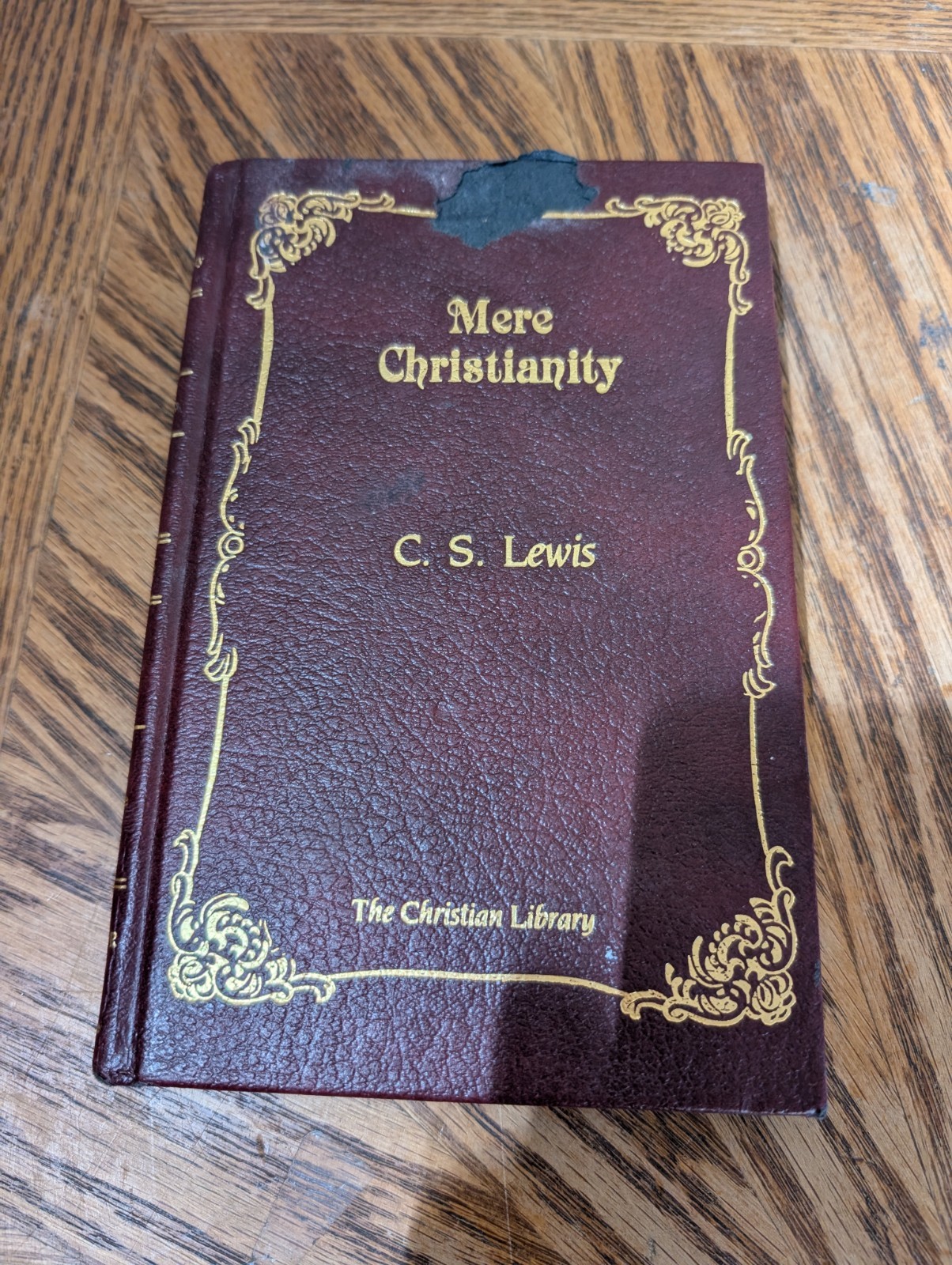 Mere Christianity by C. S. Lewis The Christian Library Dark Red and Gold