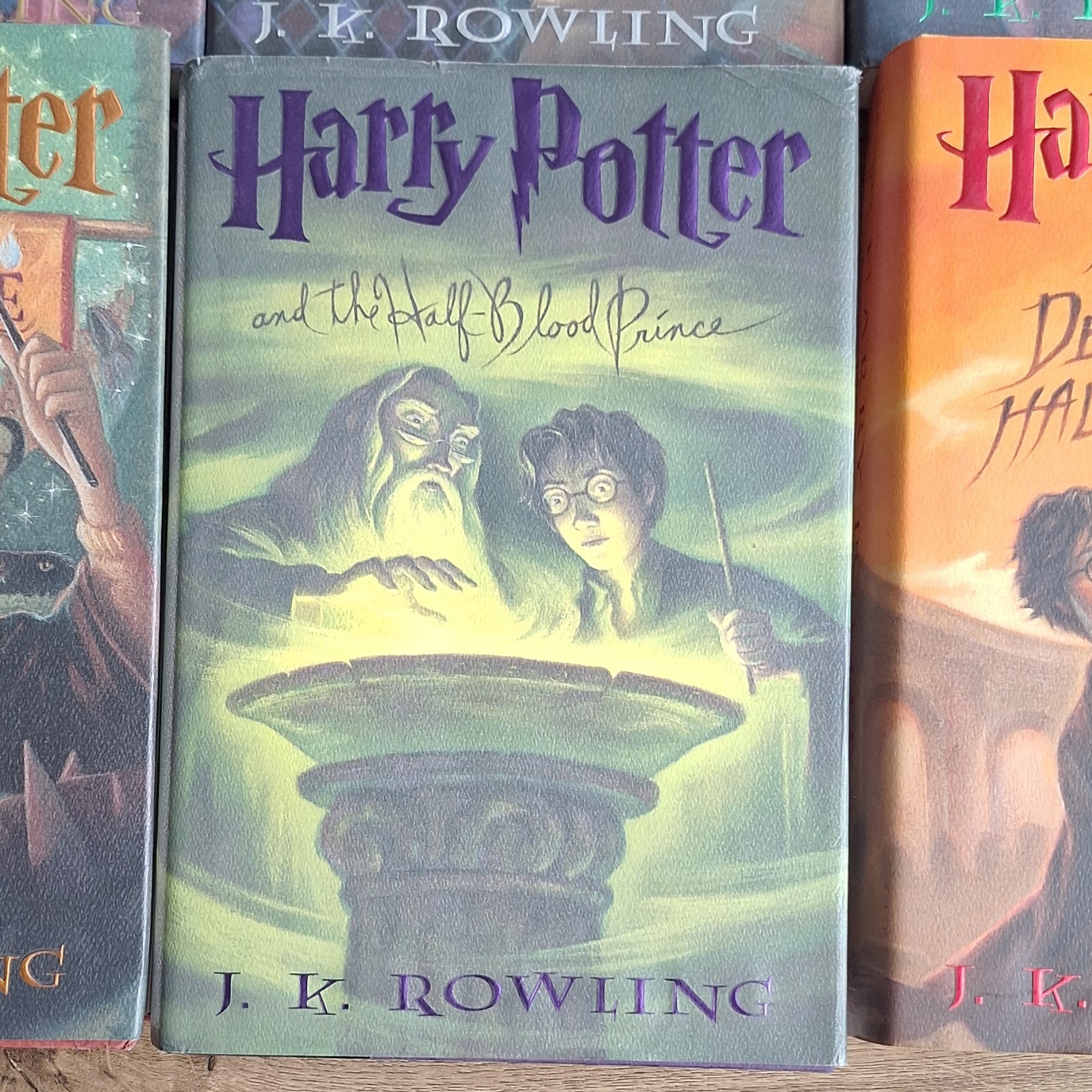 Harry Potter Hardcover Set of 7 w/ Dust Jackets Illustrated by J.K. Rowling